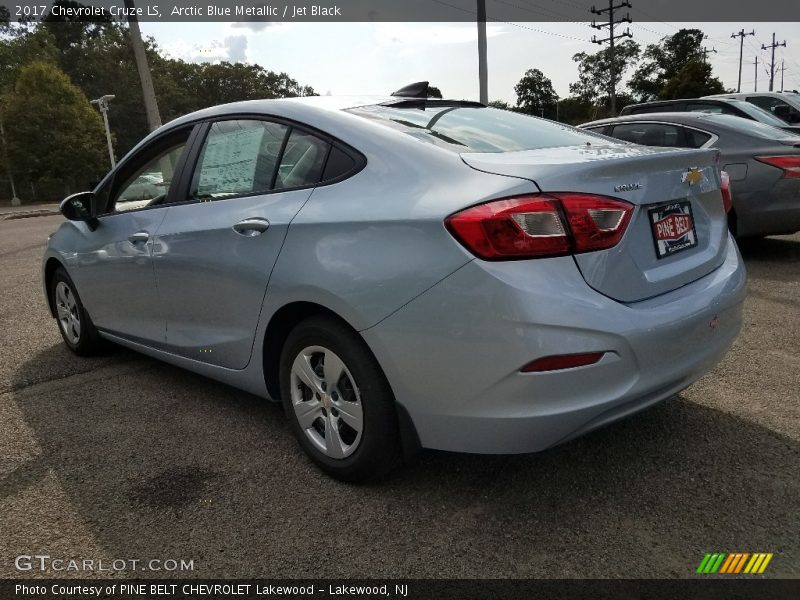 Arctic Blue Metallic / Jet Black 2017 Chevrolet Cruze LS