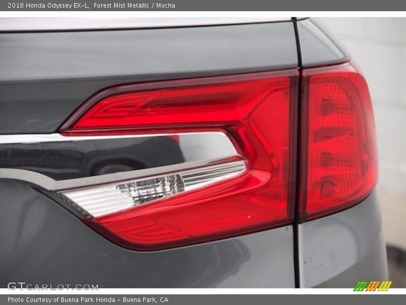 Forest Mist Metallic / Mocha 2018 Honda Odyssey EX-L