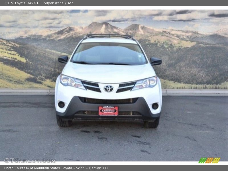Super White / Ash 2015 Toyota RAV4 LE