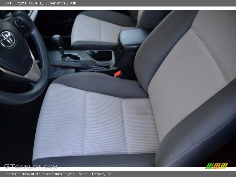 Super White / Ash 2015 Toyota RAV4 LE