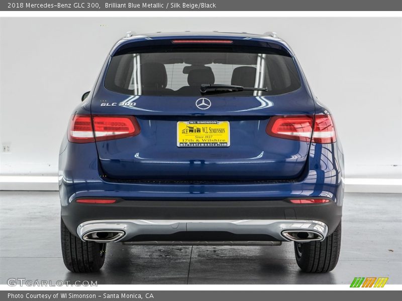 Brilliant Blue Metallic / Silk Beige/Black 2018 Mercedes-Benz GLC 300