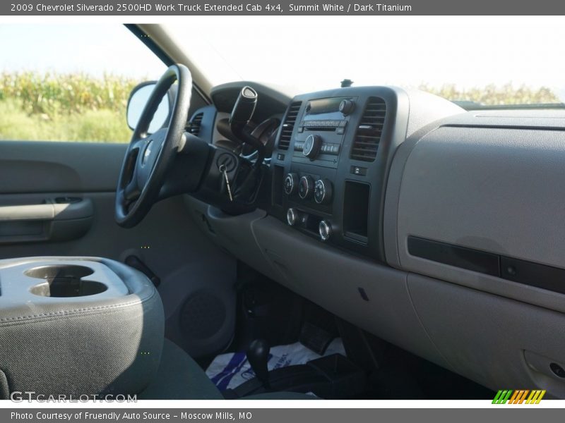 Summit White / Dark Titanium 2009 Chevrolet Silverado 2500HD Work Truck Extended Cab 4x4