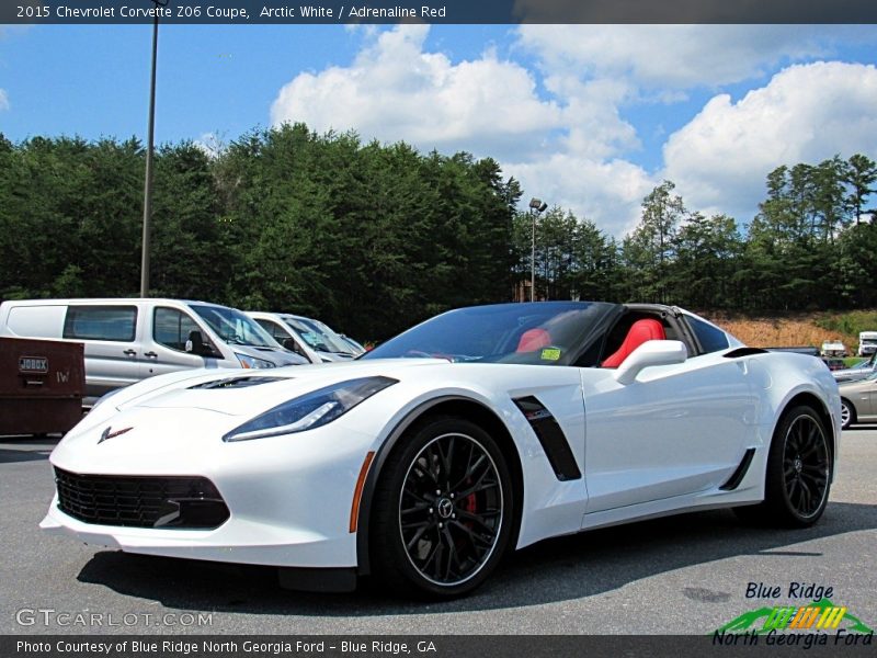 Arctic White / Adrenaline Red 2015 Chevrolet Corvette Z06 Coupe