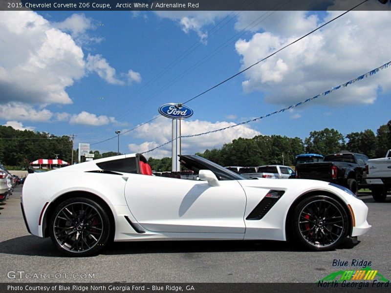 Arctic White / Adrenaline Red 2015 Chevrolet Corvette Z06 Coupe