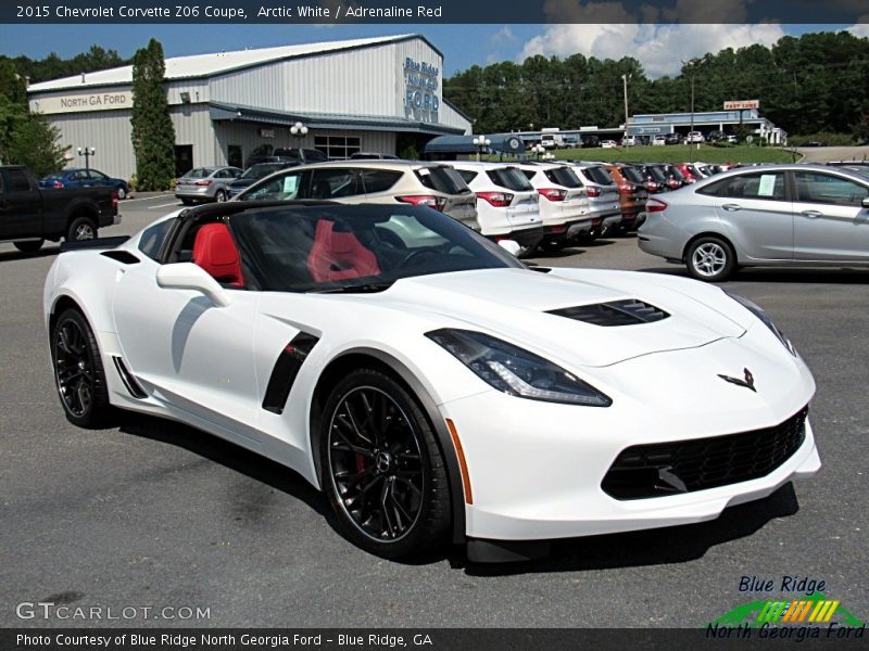 Arctic White / Adrenaline Red 2015 Chevrolet Corvette Z06 Coupe