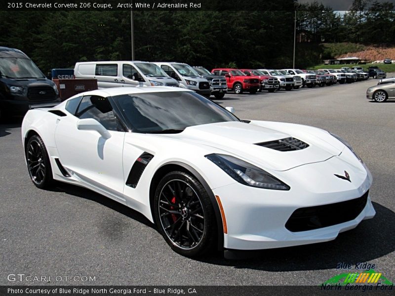 Arctic White / Adrenaline Red 2015 Chevrolet Corvette Z06 Coupe