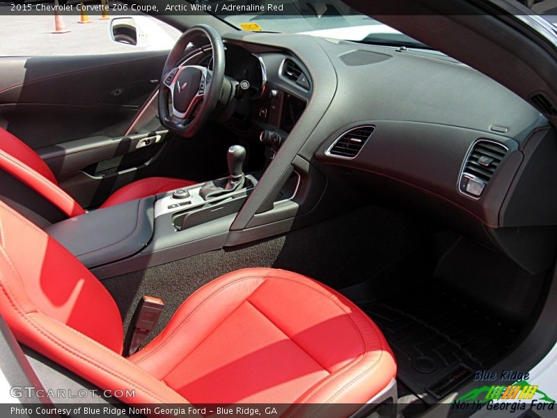 Arctic White / Adrenaline Red 2015 Chevrolet Corvette Z06 Coupe