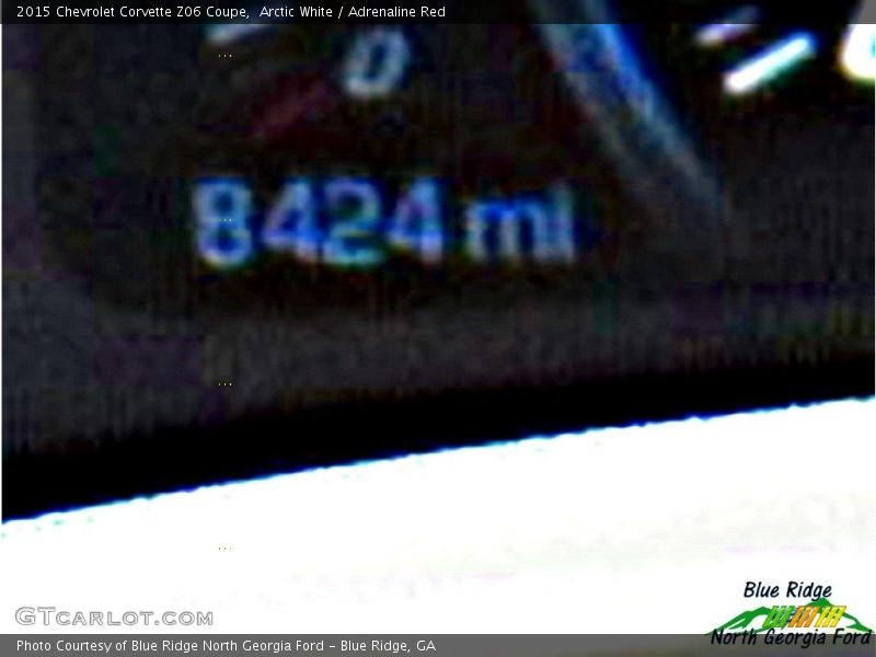 Arctic White / Adrenaline Red 2015 Chevrolet Corvette Z06 Coupe