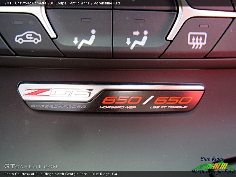Arctic White / Adrenaline Red 2015 Chevrolet Corvette Z06 Coupe