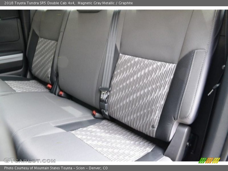 Magnetic Gray Metallic / Graphite 2018 Toyota Tundra SR5 Double Cab 4x4