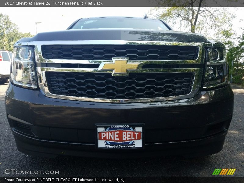 Tungsten Metallic / Jet Black 2017 Chevrolet Tahoe LS