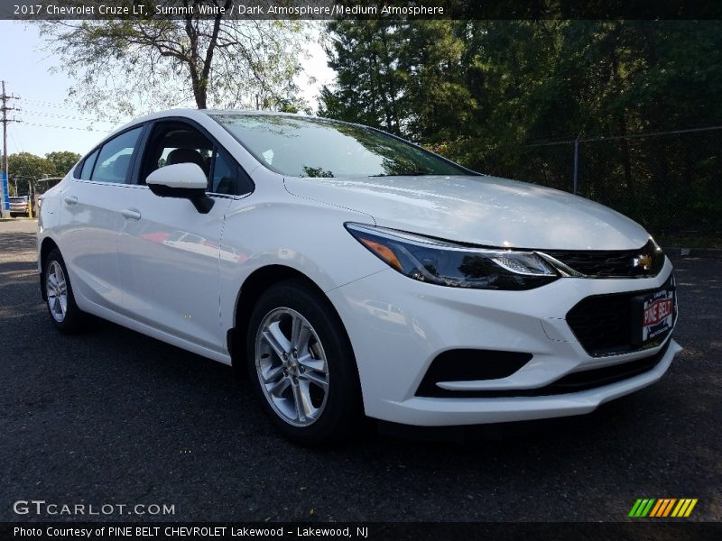 Summit White / Dark Atmosphere/Medium Atmosphere 2017 Chevrolet Cruze LT