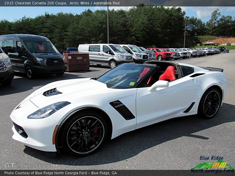 Arctic White / Adrenaline Red 2015 Chevrolet Corvette Z06 Coupe