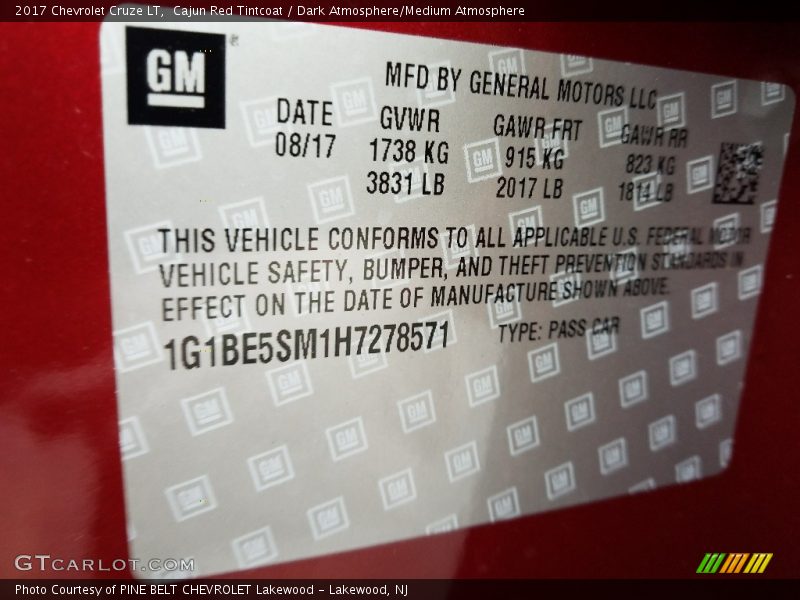 Cajun Red Tintcoat / Dark Atmosphere/Medium Atmosphere 2017 Chevrolet Cruze LT