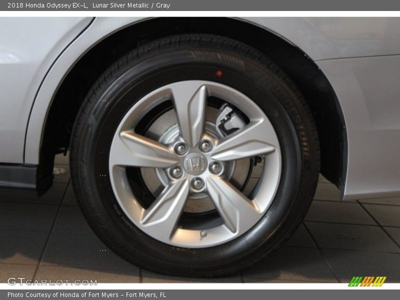 Lunar Silver Metallic / Gray 2018 Honda Odyssey EX-L