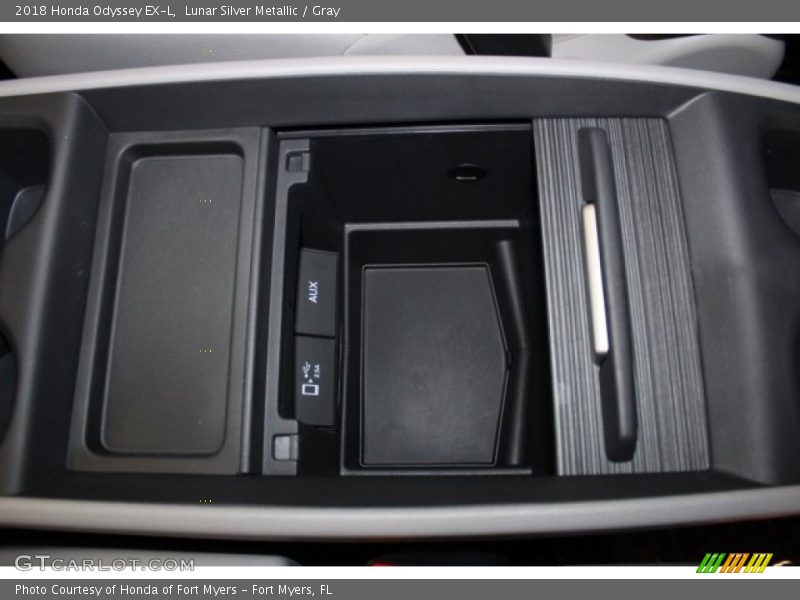 Lunar Silver Metallic / Gray 2018 Honda Odyssey EX-L
