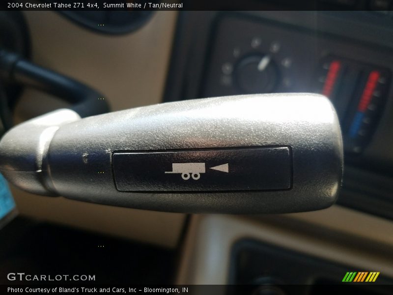 Summit White / Tan/Neutral 2004 Chevrolet Tahoe Z71 4x4