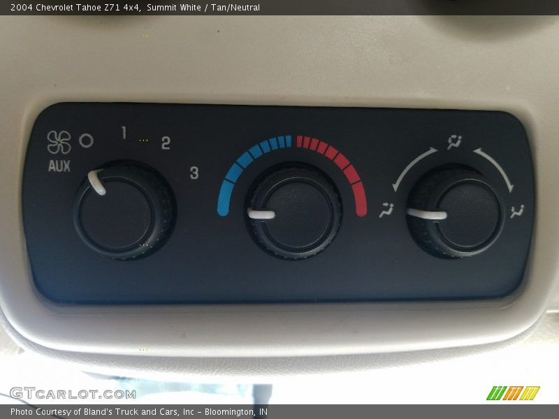 Summit White / Tan/Neutral 2004 Chevrolet Tahoe Z71 4x4