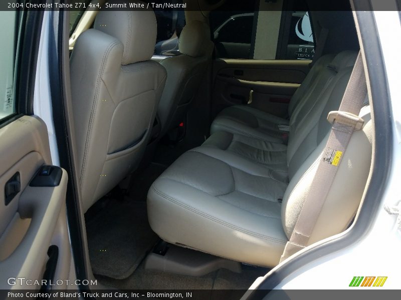 Summit White / Tan/Neutral 2004 Chevrolet Tahoe Z71 4x4