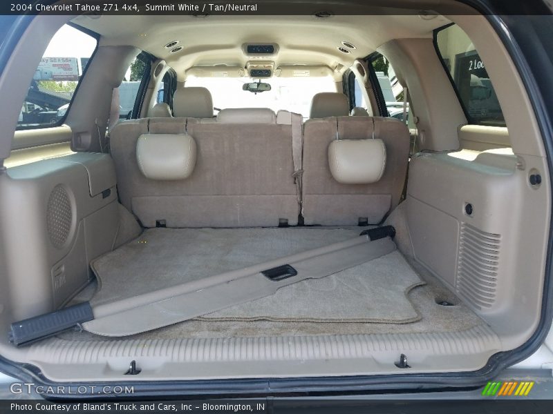 Summit White / Tan/Neutral 2004 Chevrolet Tahoe Z71 4x4