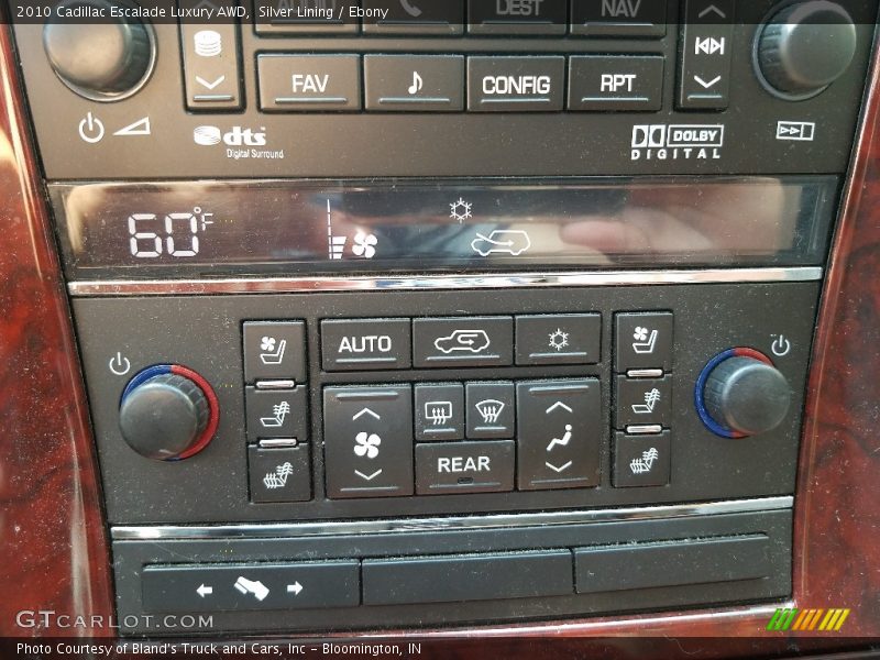 Silver Lining / Ebony 2010 Cadillac Escalade Luxury AWD