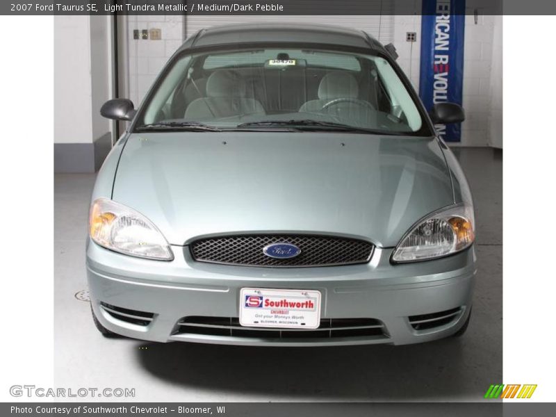 Light Tundra Metallic / Medium/Dark Pebble 2007 Ford Taurus SE