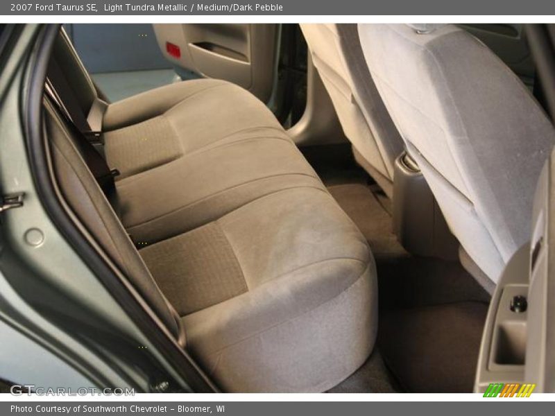Light Tundra Metallic / Medium/Dark Pebble 2007 Ford Taurus SE