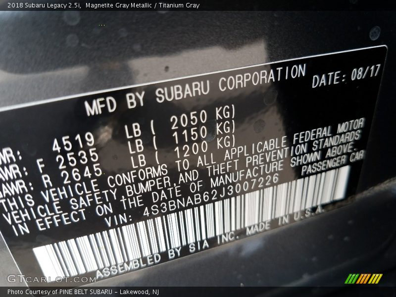 Magnetite Gray Metallic / Titanium Gray 2018 Subaru Legacy 2.5i