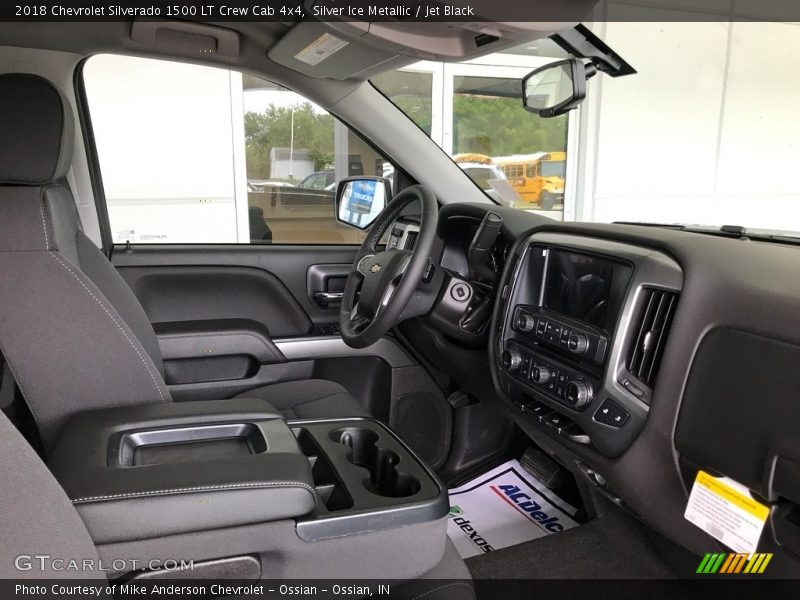 Silver Ice Metallic / Jet Black 2018 Chevrolet Silverado 1500 LT Crew Cab 4x4