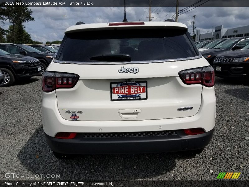 White / Black 2018 Jeep Compass Latitude 4x4