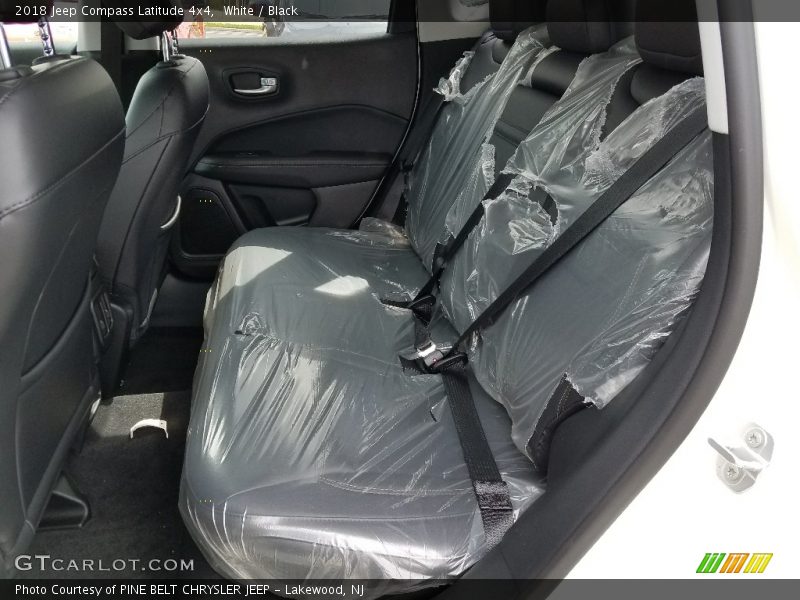 White / Black 2018 Jeep Compass Latitude 4x4