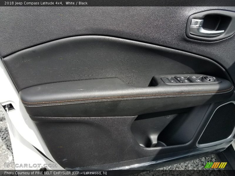 White / Black 2018 Jeep Compass Latitude 4x4