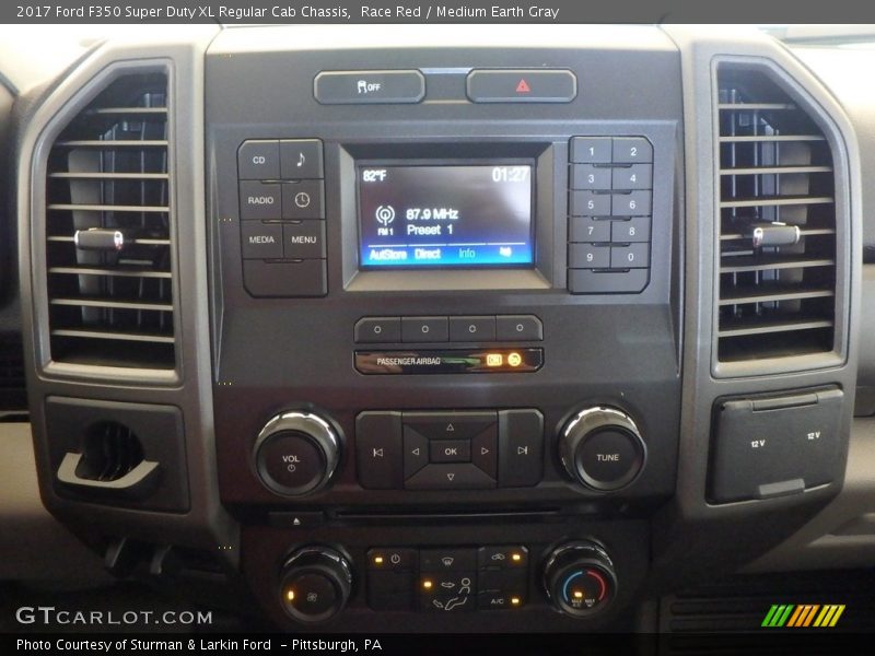 Race Red / Medium Earth Gray 2017 Ford F350 Super Duty XL Regular Cab Chassis