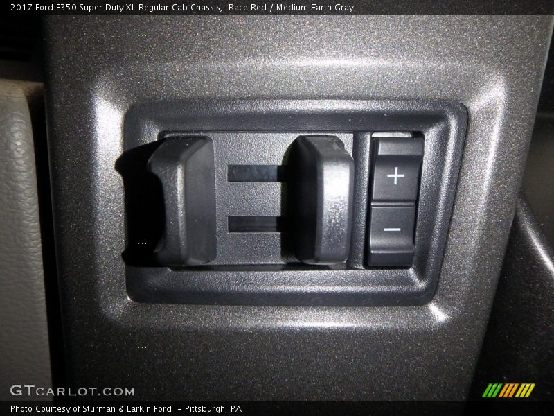 Race Red / Medium Earth Gray 2017 Ford F350 Super Duty XL Regular Cab Chassis