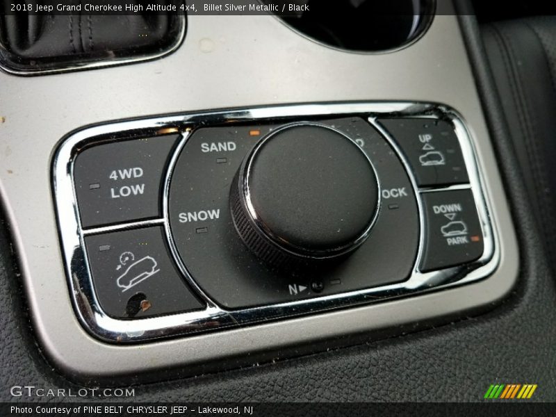 Controls of 2018 Grand Cherokee High Altitude 4x4