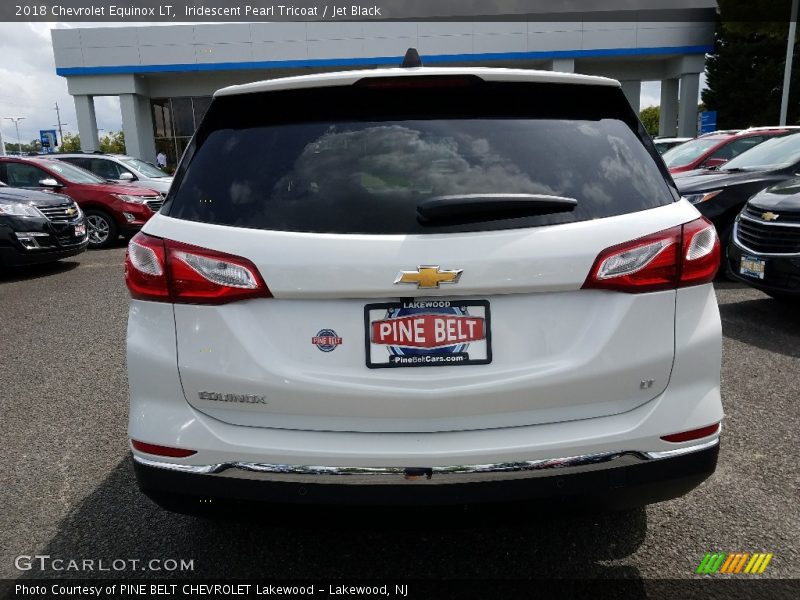 Iridescent Pearl Tricoat / Jet Black 2018 Chevrolet Equinox LT