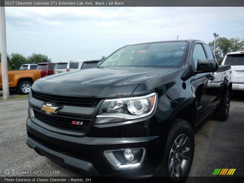 Black / Jet Black 2017 Chevrolet Colorado Z71 Extended Cab 4x4