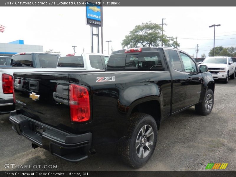 Black / Jet Black 2017 Chevrolet Colorado Z71 Extended Cab 4x4