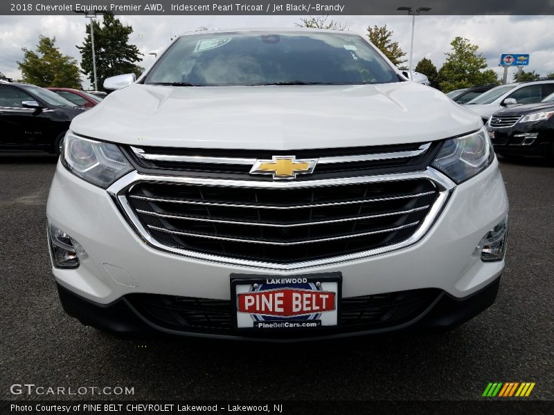 Iridescent Pearl Tricoat / Jet Black/­Brandy 2018 Chevrolet Equinox Premier AWD