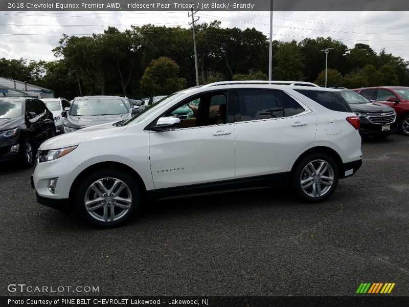 Iridescent Pearl Tricoat / Jet Black/­Brandy 2018 Chevrolet Equinox Premier AWD