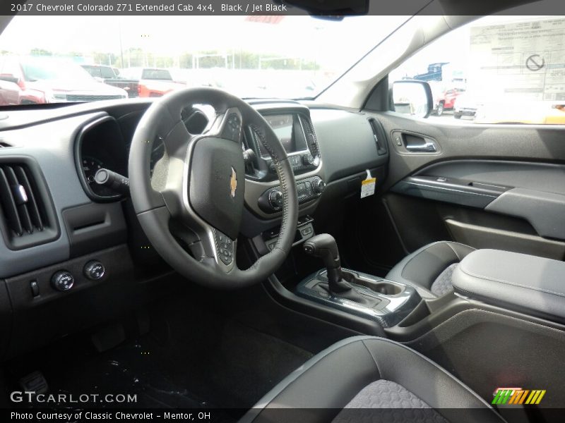 Black / Jet Black 2017 Chevrolet Colorado Z71 Extended Cab 4x4