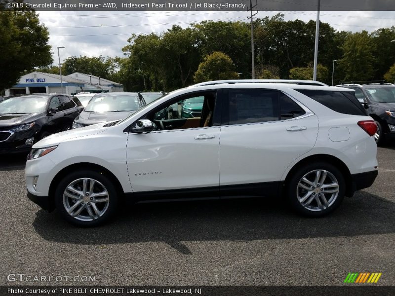 Iridescent Pearl Tricoat / Jet Black/­Brandy 2018 Chevrolet Equinox Premier AWD