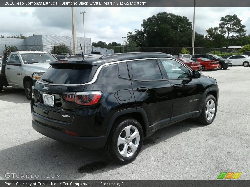 Diamond Black Crystal Pearl / Black/Sandstorm 2018 Jeep Compass Latitude