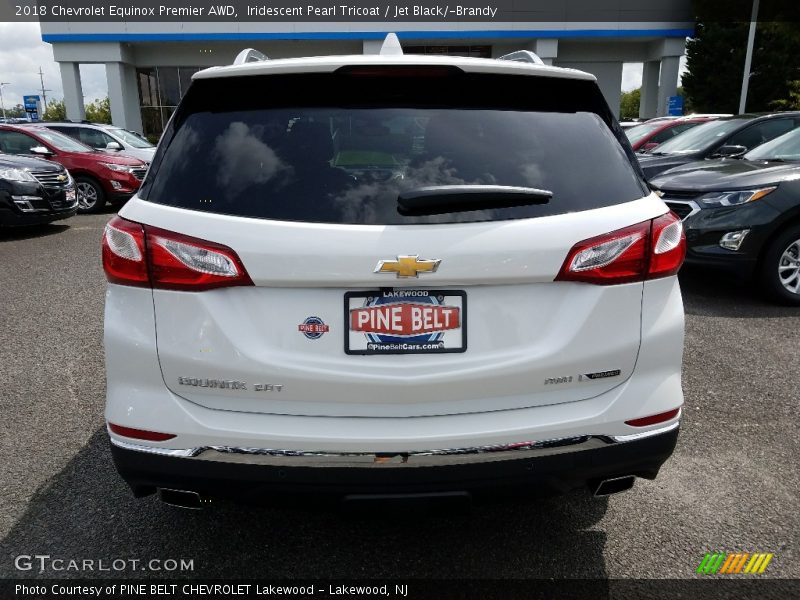 Iridescent Pearl Tricoat / Jet Black/­Brandy 2018 Chevrolet Equinox Premier AWD