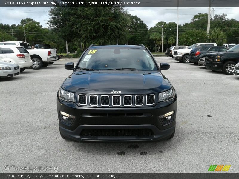 Diamond Black Crystal Pearl / Black/Sandstorm 2018 Jeep Compass Latitude