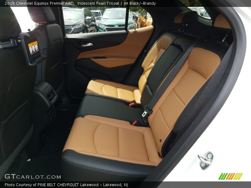 Iridescent Pearl Tricoat / Jet Black/­Brandy 2018 Chevrolet Equinox Premier AWD