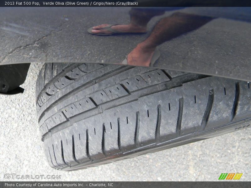 Verde Oliva (Olive Green) / Grigio/Nero (Gray/Black) 2013 Fiat 500 Pop