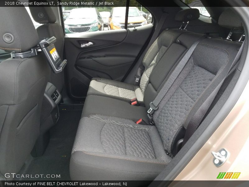 Sandy Ridge Metallic / Jet Black 2018 Chevrolet Equinox LT