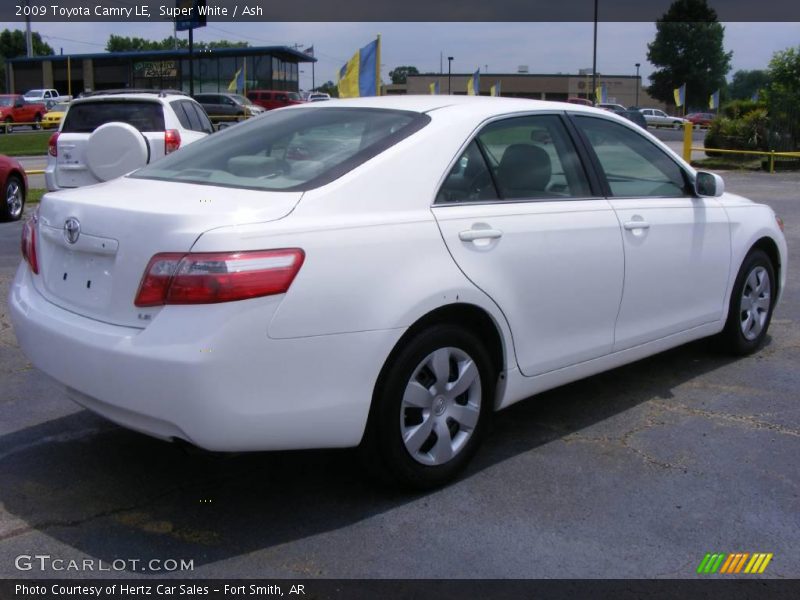 Super White / Ash 2009 Toyota Camry LE