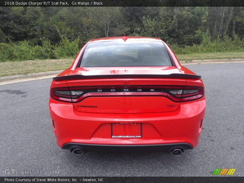 Go Mango / Black 2018 Dodge Charger R/T Scat Pack